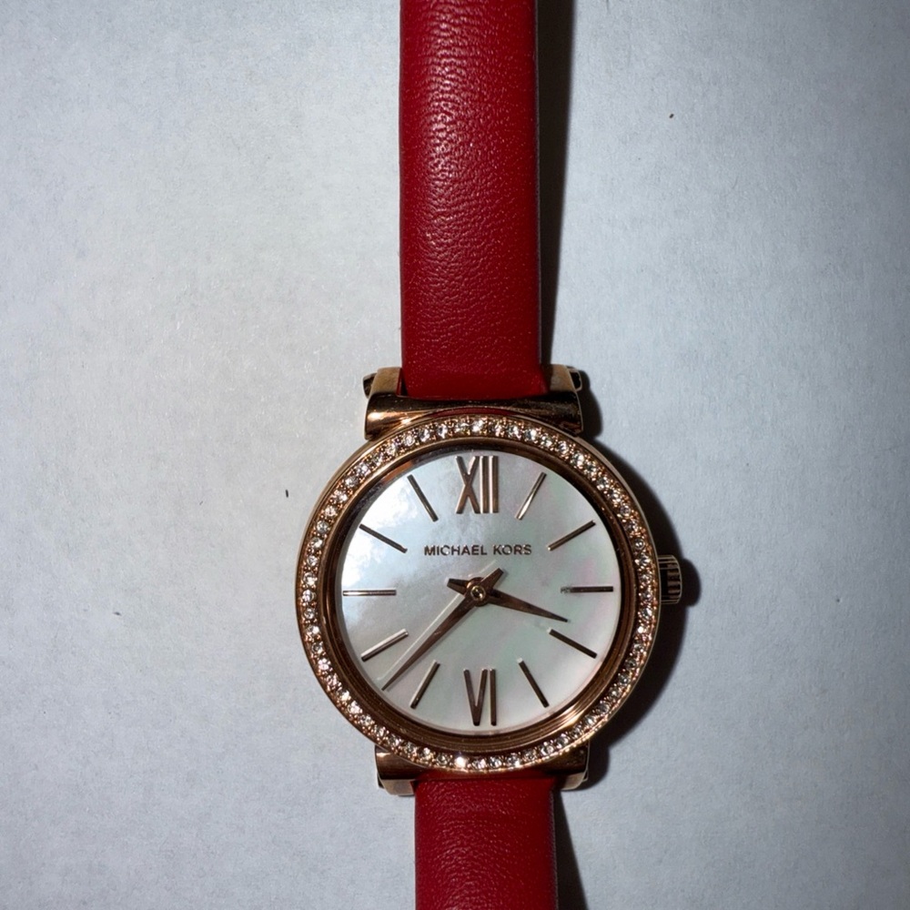 Michael Kors MK2850 Sofie Red Leather Women's Watch NEEDS NEW BATTERY. No Box. - Picture 4 of 5